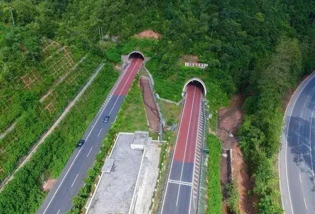 德宏去年32.71亿改善综合交通 瑞陇高速将于近期通车