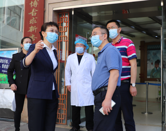 李玛琳副省长调研指导云南省中医院疫情防控工作