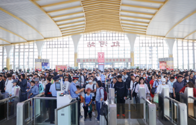 上半年云南铁路累计发送旅客4423万人次 同比增长113.9%