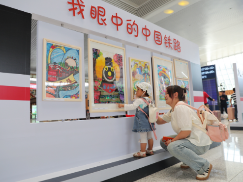 中老铁路国内段设置第三届全民阅读大会书香驿站