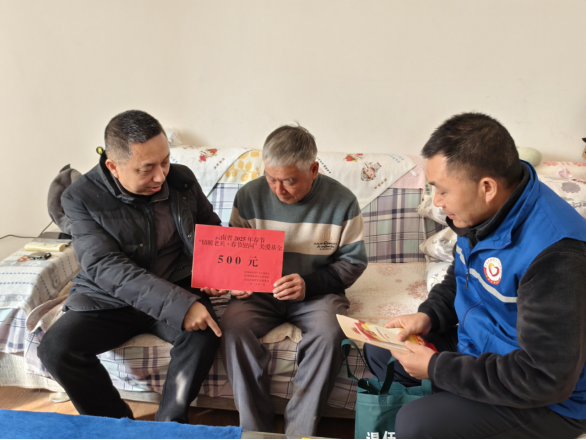 开远市开展春节走访慰问 困难退役军人活动