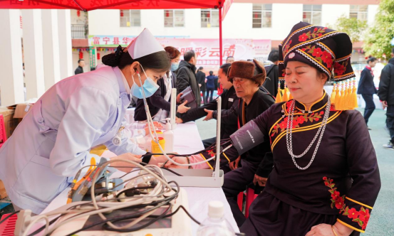 爱心捐赠  6家福利机构获赠爱心物资