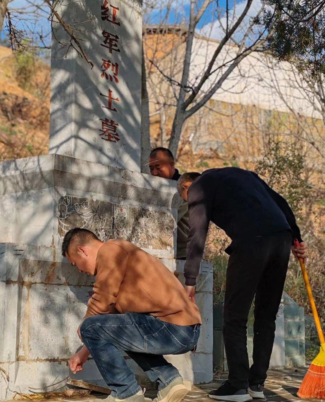 云南祥云县全力管护好零散烈士墓