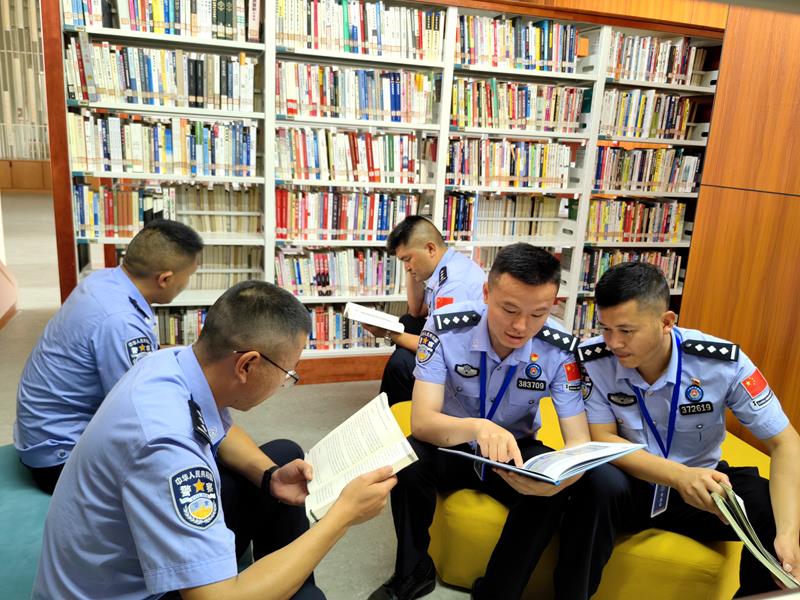2025年司晋督培训班三班开展“纸上芳华，阅读拾光”主题读书分享活动