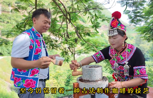 石磨磨粉，大壶熬煮，这样的咖啡你喝过吗？