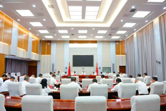 五届普洱市委常委会第148次会议强调：弘扬伟大抗战精神，赓续民族团结誓词碑光荣传统，以更加昂扬的姿态奋力推进中国式现代化普洱实践