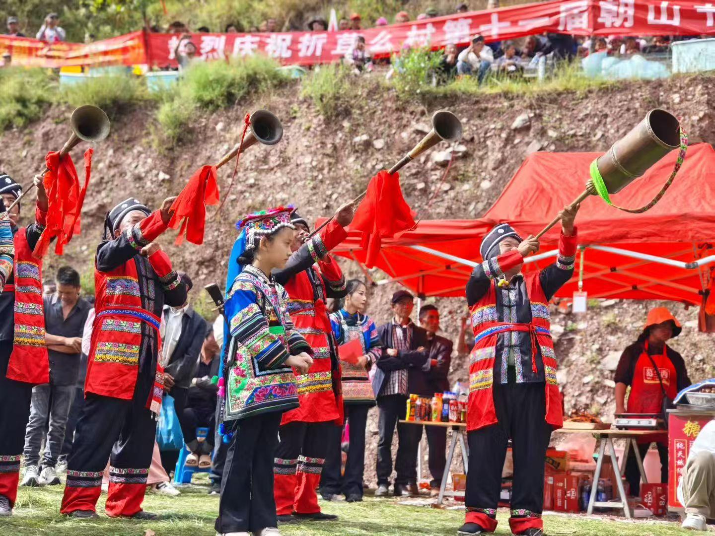 祥云普淜朝山节：万人踏歌祈福，共赴一场山水间的文化盛宴