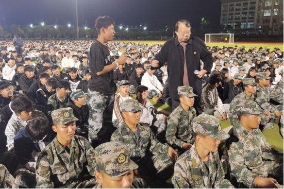 弘扬中华民族精神  为中华之崛起而读书 ——开远市关工委新时代“五老”人员心系少年儿童成长