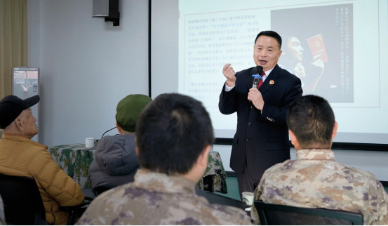 西山区人民检察院开展国家宪法日主题普法活动 以检察温情守护“宝贵财富”