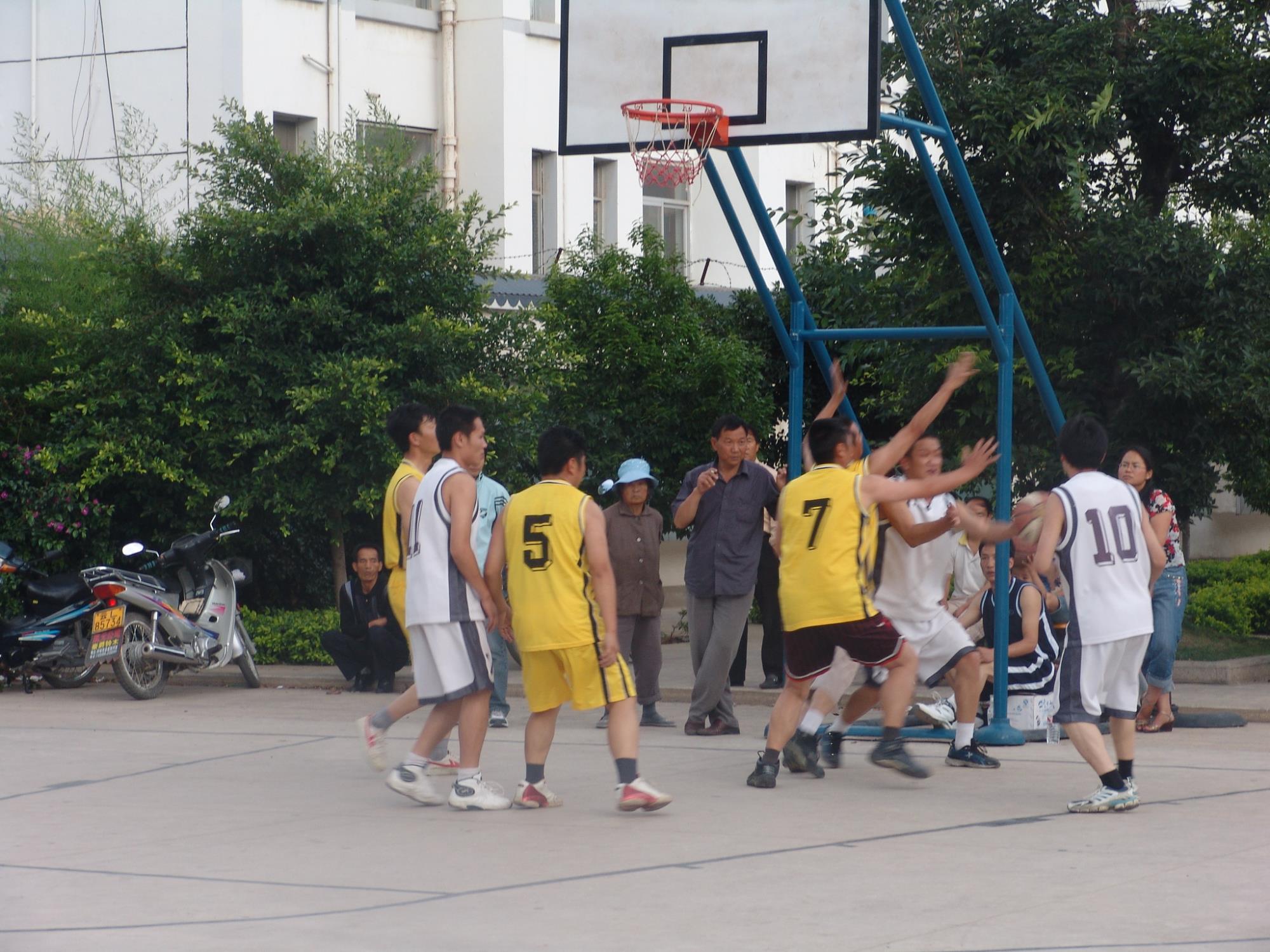 云南祥云县汇聚合力推进体育事业发展