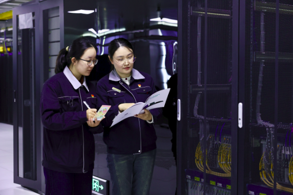 新春走基层：守护调度系统的“女工班”