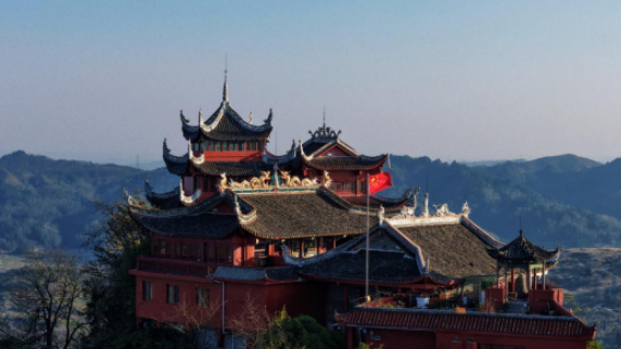 入屯即入戏！云峰屯堡花朝节解锁 “明朝穿越”新玩法