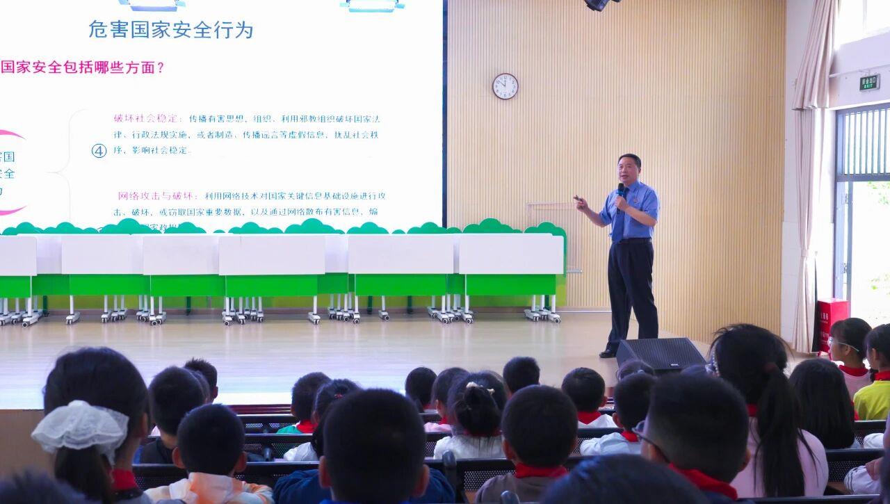 利剑护蕾 ｜ 检护花蕾，护航成长